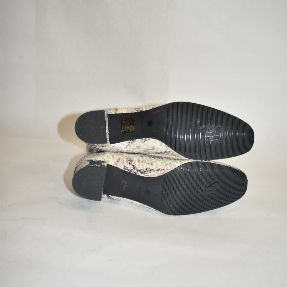 Stuart Weitzman Ernestine Phython Stretch Leather… - image 7